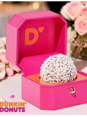 Dunkin' Donuts Pink Gift Box with Donut